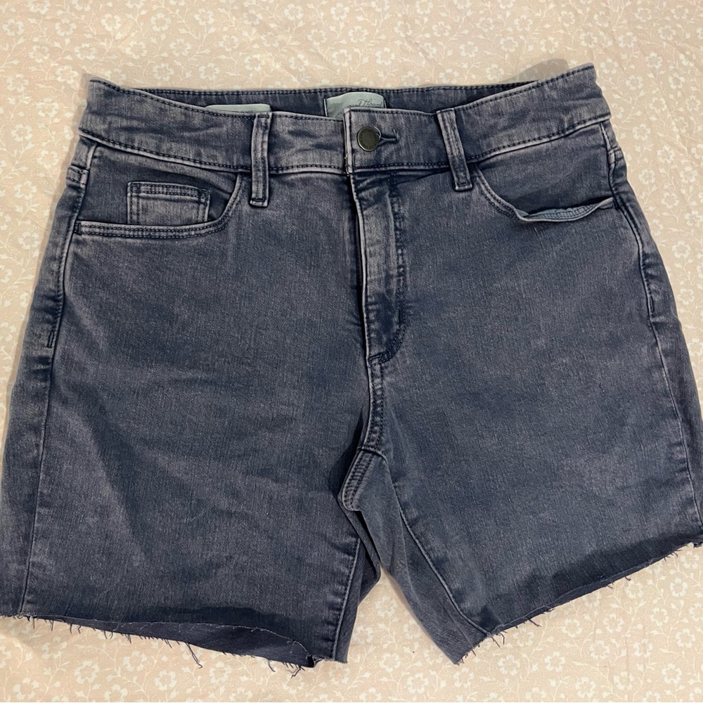 Universal Thread Jean shorts, Purple wash, High rise skinny